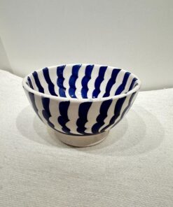 bol en céramique blanc et bleu, fait main.