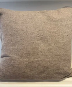 coussin à pompom beige traditionnel marocain, tissé à la main