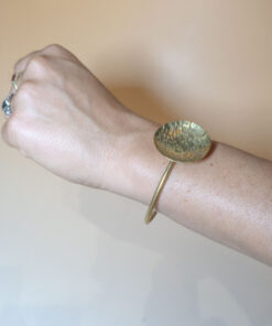 Bracelet Artisanal Touareg "Itri" en Laiton - Disque Martelé Fait Main