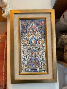 Tableau Artisanal Oriental n°1 : Vase Floral – Pièce Unique Fait Main